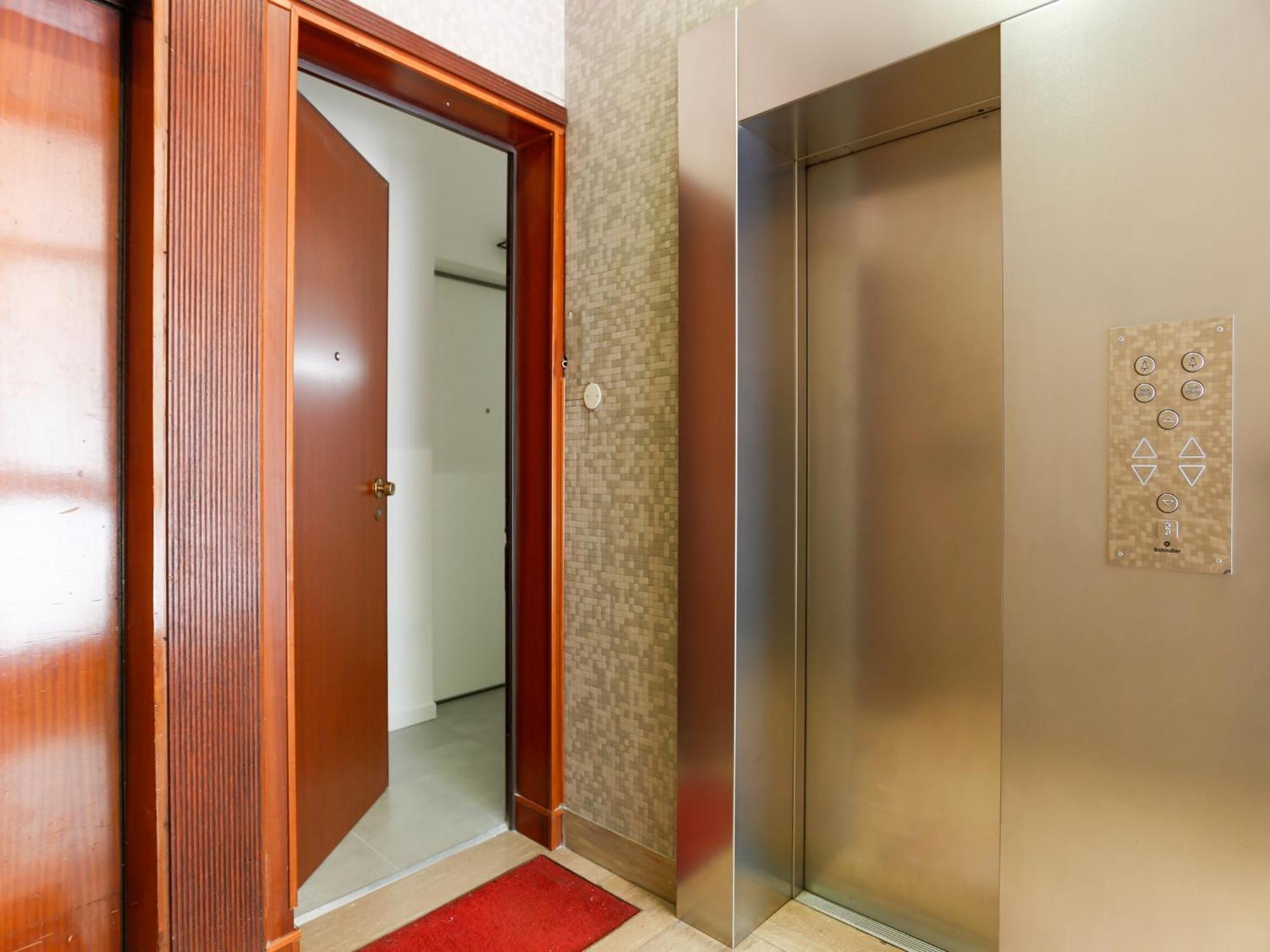 The Best Rent - Modern One Bedroom Apartment In San Babila Mediolan Zewnętrze zdjęcie
