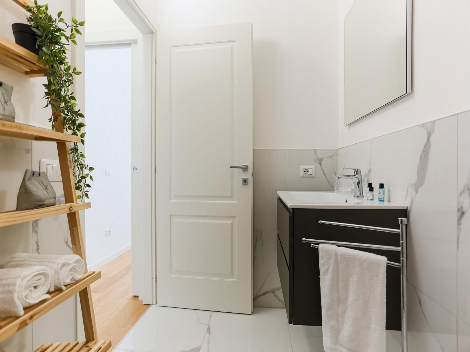 The Best Rent - Modern One Bedroom Apartment In San Babila Mediolan Zewnętrze zdjęcie